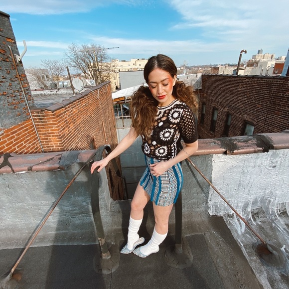 🕊Textured Mini Skirt🕊 - Picture 2 of 5